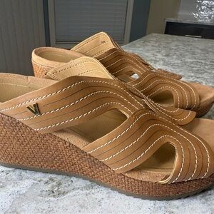 Vionic Tan Wedge Shoes with Woven Straps